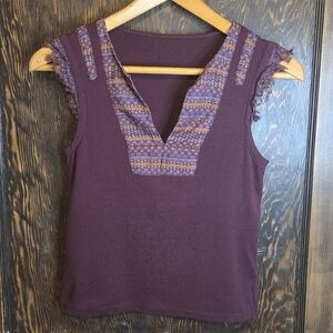 Purple Mauve Sleeveless V-neck Crop Top w/ Multicolored Floral Patterned Accents